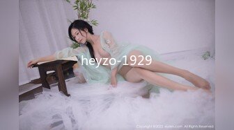 ?甜美少女?FC2流出 极品甜美白虎小美女 粉嫩小穴湿粘淫汁 无套爆肏虚脱 近距离高清大屌抽插内射中出白虎美穴