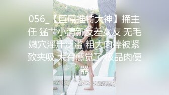 黑客破解家庭网络摄像头精选眼镜哥和媳妇在客厅自拍不是想发朋友圈吧？