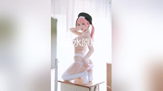 【金三角扶贫探花】凌晨把睡眼惺忪的嫩妹摸醒，抠弄鲍鱼高频抽插，妹子真是惨惨惨