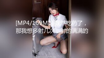 《魔手外购极品CP》美女如云夜场女厕全景双视角偸拍数位潮女靓妹小姐姐方便 清一色大长腿太顶了 (6)