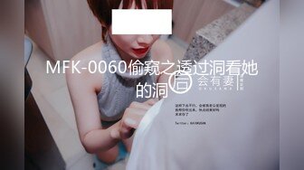 【厕拍新品】丝高新品正式版12，KTV+商场女厕全景5人次，高颜值红衣黑内小姐姐尿尿入镜10分钟，黑衣小妹蹲姿有趣[高清原码无损版]5V (3)