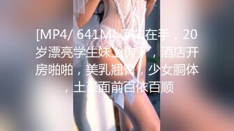 7月最新流出魔手外购精品厕拍大神潜入美食城女厕偷拍黄衣大头鞋美眉尿完呕吐