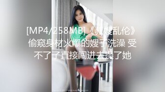 湖南高颜值留学美女被上门补习的洋助教诱惑啪啪身材性感妩媚动人各种高难度姿势狠狠爆插干的美女趴床上不动了