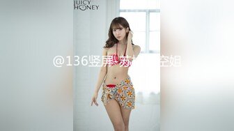 女生偷进男厕诱惑大叔 10mu 112120_01