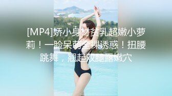 360偷窥 小美女五官长得挺标致，浴室脸蛋洗奶保养，两只乳房不错，亭亭玉立！